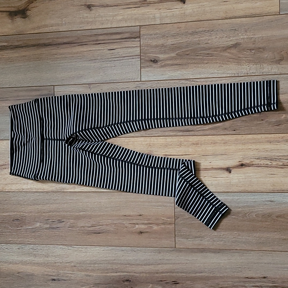 Lululemon Wunder Under, High-Rise Legging, 2, 28"